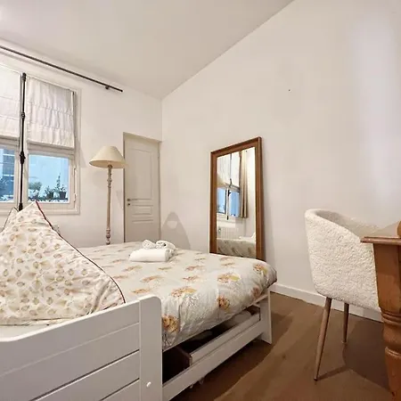 Le Victoire Apartment *